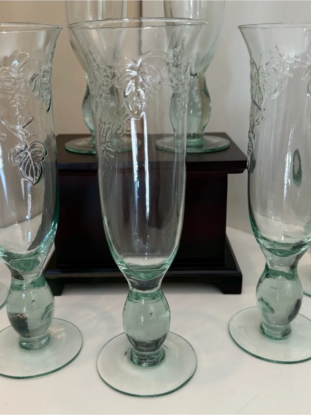 Vintage Light Green Embossed Leaf & Vine Champagne Flute Glass 8.5”